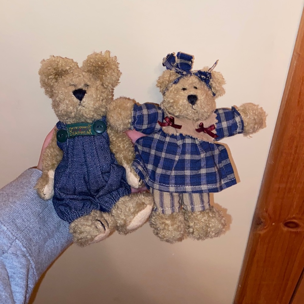 Boyd’s Bear Two bear